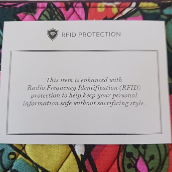 NWT Vera Bradley RFID Grab & Go Wristlet, Autumn Leaves, Approx. 7" X 4" - Picture 4 of 16